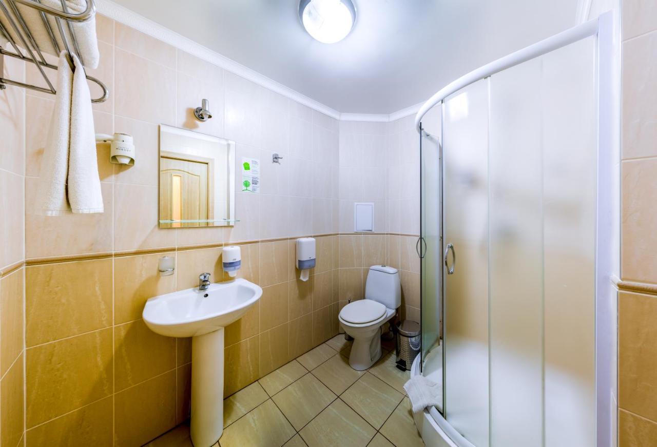 Raziotel Kryvy Rih Buitenkant foto